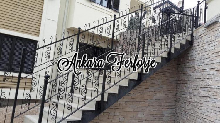 Ferforje Bahce Merdiveni